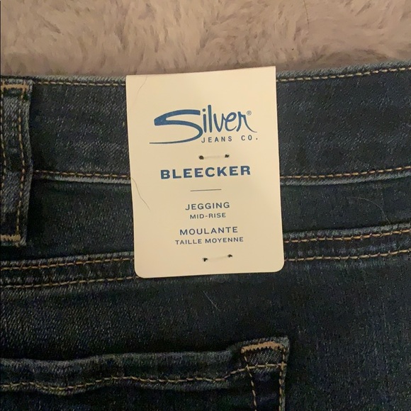Silver Jeans Bleecker style Jegging mid-rise - Picture 3 of 4